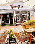 Cafe Fruchtbar inside