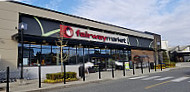 Fairway Market outside