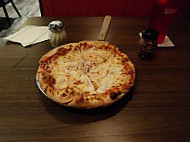Giovanni's Italian Pizzeria food
