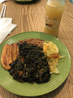 Dev's Jamaican Cuisine food