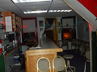 Ras-a-ter International And Lounge inside