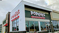 Popeyes Louisiana Kitchen outside