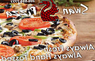 Red Swan Pizza food