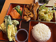 Oriental Kitchen food