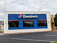 Domino's Pizza outside