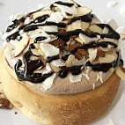 Cinnaholic food