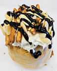 Cinnaholic food