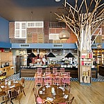 Zizzi - Leicester Highcross inside