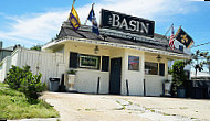 The Basin Lakeview outside