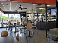 Schlotzsky's inside