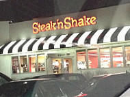 Steak N Shake outside