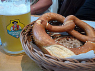 Hausbrauerei Feierling food