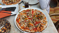Pizza-Plaza food