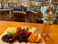 Sun Valley Wine Company food