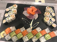 Sushi Lune food