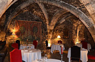 La Table De Cedric Burtin A L' Abbaye De Maizieres food