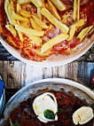 Pizzeria Birreria Friends food