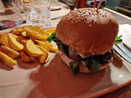 Seigradi Steakhouse Hamburgeria food