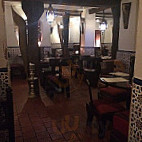 Cafe Mauresque inside