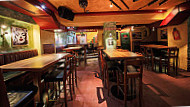 Bobo's Bar-Restaurant inside