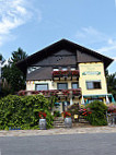 Wirtshaus Pension Steirerland outside