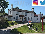 The Ship Inn outside