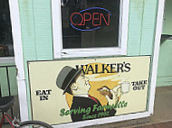 Walker's Diner outside