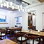 Herz & Niere Restaurant inside