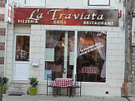 La Traviata inside