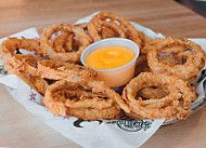 Fuddruckers food