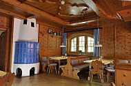 Hotel und Restaurant Alpenrose inside