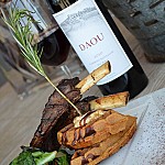Vintana Wine & Dine food