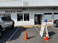 Jack's Inn outside