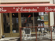 L'entrepotes inside