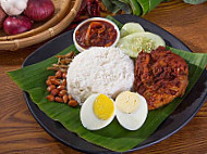 Nasi Lemak Madam Ruby food