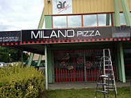 Milano Pizza Sandwichs outside