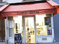 CHEZ MAM inside