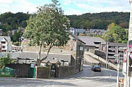 Maltsters Arms outside