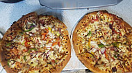 Pizza Gogo food