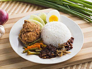 Nasi Lemak Sri Sarawak food