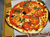 Pizza Fresca food