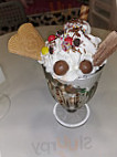 Molly Moo's Ice Cream Parlour food