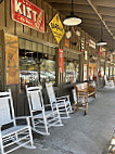 Cracker Barrel Old Country Store outside