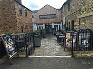 The Stamford Post Jd Wetherspoon outside