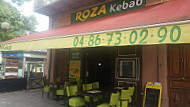 Roza Kebab inside