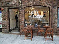 Kaffs Coffee Pot inside