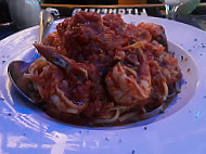 Elenni's Italian Pub food