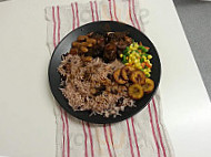 Sam's Caribbean Kitchen food