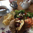 Bits N' Bobs Tea Room food