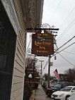 Lake Elmo Inn outside